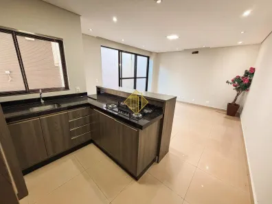 Sobrado com 2 Quartos para alugar, 125m² no Jardim Gisela, Toledo