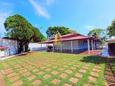 Fazenda/Sítio com 3 Quartos à venda, 615m² no Jardim Samello V, Franca