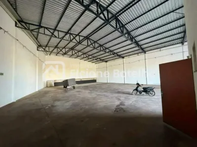 Galpão/Depósito/Armazém para alugar, 540m² no Novo Mundo, Uberlândia