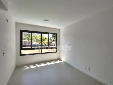 Apartamento com 3 Quartos para alugar, 75m² no Farroupilha, Porto Alegre