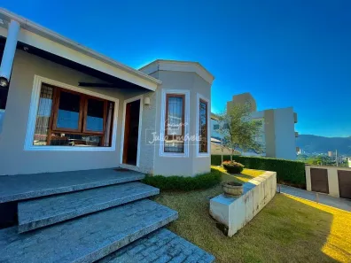 Casa com 3 Quartos à venda, 236m² no Jardim Maluche, Brusque