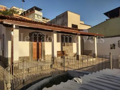 Casa com 4 Quartos para alugar, 319m² no Água Limpa, Volta Redonda