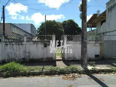 Lote/Terreno à venda, 384m² no Parque Jóquei Club, Campos dos Goytacazes