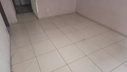 Casa com 1 Quarto para alugar, 60m² no Marechal Hermes, Rio de Janeiro