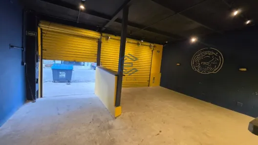 Ponto Comercial para alugar, 325m² no Boqueirão, Santos