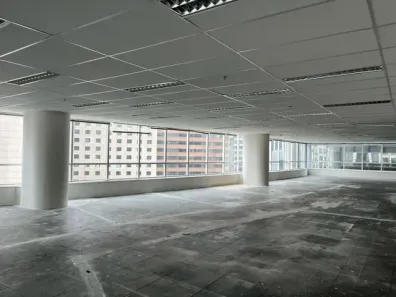 Sala Comercial para alugar, 700m² no Vila Olímpia, São Paulo