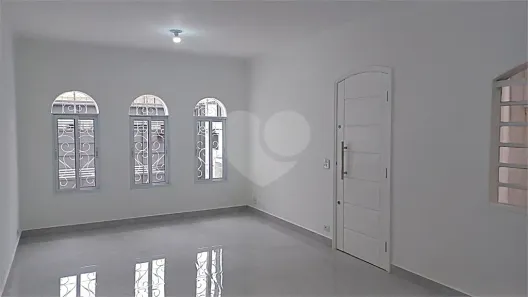 Sobrado com 3 Quartos à venda, 136m² no Bortolândia, São Paulo