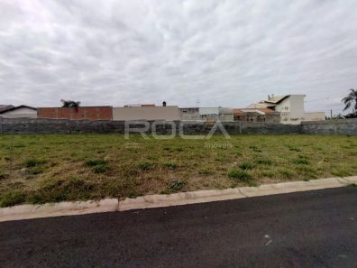 Lote/Terreno à venda, 142m² no Parque dos Timburis, São Carlos