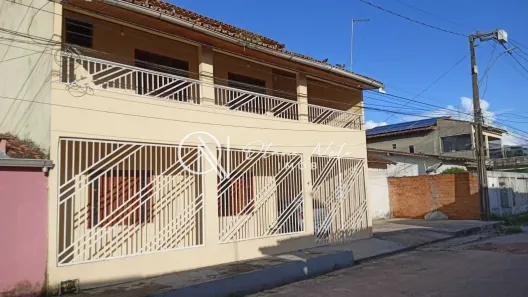 Casa com 5 Quartos à venda, 200m² no Águas Brancas, Ananindeua