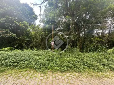 Lote/Terreno à venda, 980m² no Carlos Guinle, Teresópolis