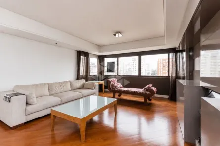 Apartamento com 3 Quartos para alugar, 202m² no Auxiliadora, Porto Alegre