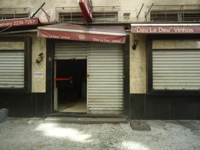 Ponto Comercial para alugar, 223m² no Copacabana, Rio de Janeiro