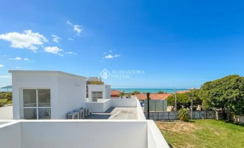 Casa com 3 Quartos à venda, 132m² no Morro das Pedras, Florianópolis