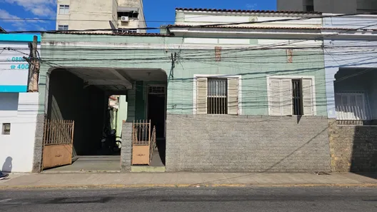 Imóvel Comercial com 6 Quartos para alugar, 370m² no Chácara Farani, Barra do Piraí