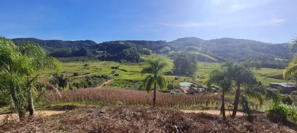 Fazenda/Sítio à venda, 37000m² no , Águas Mornas