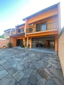 Sobrado com 3 Quartos à venda, 229m² no Centro, Guaíba