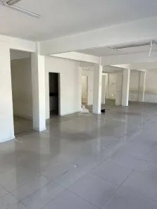 Sala Comercial para alugar, 336m² no Retiro, Volta Redonda