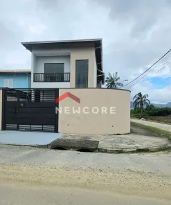 Casa com 2 Quartos à venda, 96m² no Balneário Recanto do Sol, Caraguatatuba