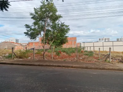 Lote/Terreno à venda, 265m² no Laranjeiras, Uberlândia