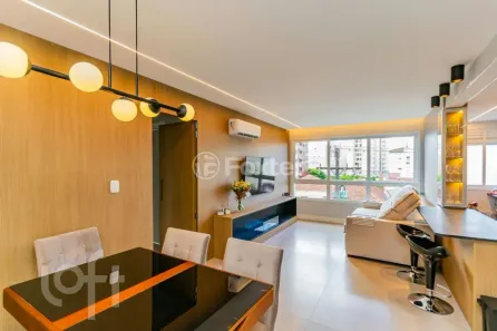 Apartamento com 2 Quartos à venda, 78m² no Passo da Areia, Porto Alegre