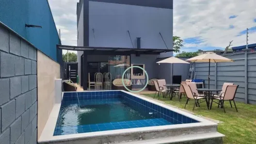 Casa de Condomínio com 3 Quartos à venda, 350m² no Jardim Jacinto, Jacareí