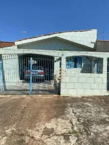 Casa com 2 Quartos à venda, 136m² no Jardim Betânia, Sorocaba