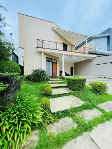Casa de Condomínio com 3 Quartos para venda ou aluguel, 217m² no Vila Oliveira, Mogi das Cruzes