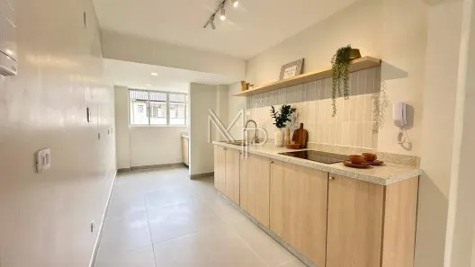 Apartamento com 3 Quartos à venda, 69m² no Água Verde, Curitiba