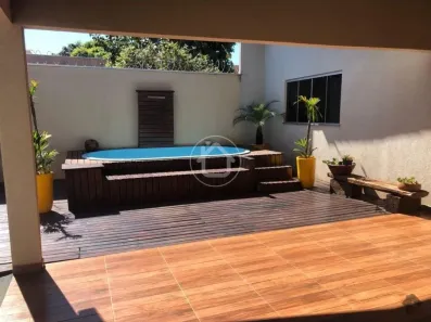 Casa com 4 Quartos à venda, 176m² no Caiçara, Campo Grande