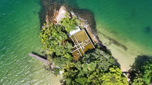 Casa com 6 Quartos à venda, 354m² no Pontal (Cunhambebe), Angra dos Reis