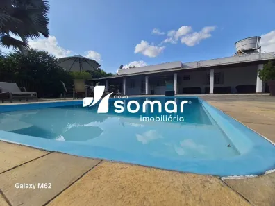 Fazenda/Sítio com 3 Quartos à venda, 700m² no Centro, Divinópolis