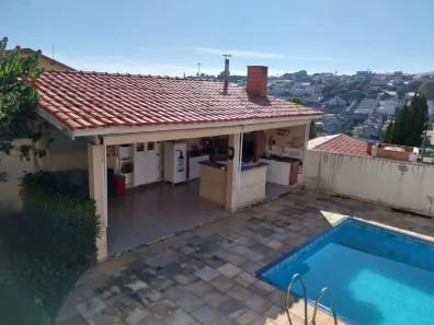 Casa com 3 Quartos à venda, 247m² no Jardim Paulista, Atibaia