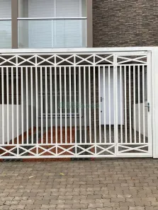 Sobrado com 2 Quartos à venda, 60m² no Charqueadas, Caxias do Sul