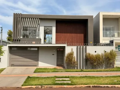 Sobrado com 3 Quartos à venda, 147m² no Cristo Rei, Várzea Grande