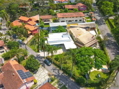 Casa de Condomínio com 3 Quartos à venda, 252m² no Alpes dos Araçás (Jordanésia), Cajamar
