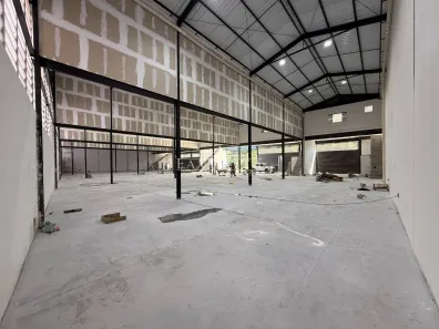Galpão/Depósito/Armazém para alugar, 368m² no Matadouro, Bragança Paulista