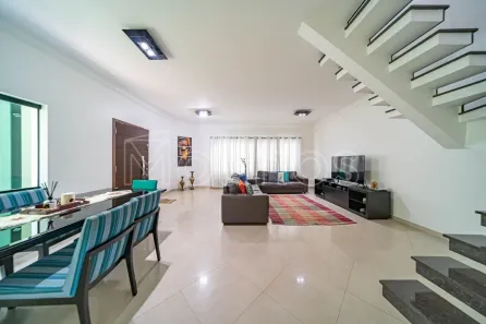 Sobrado com 3 Quartos à venda, 210m² no Vila Gomes Cardim, São Paulo