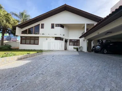 Casa com 4 Quartos à venda, 400m² no Centro, Ponta Grossa