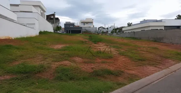 à venda, 300m² no Bairro do Grama, Caçapava