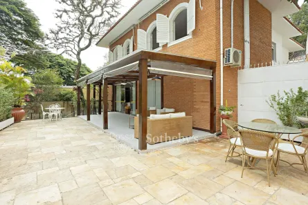 Casa com 3 Quartos à venda, 420m² no Pacaembu, São Paulo
