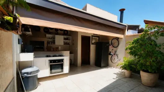 Casa com 2 Quartos à venda, 100m² no Jardim Gurilândia, Taubaté