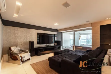 Apartamento com 4 Quartos à venda, 335m² no Vila Uberabinha, São Paulo