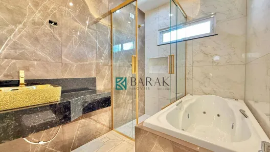 Sobrado com 3 Quartos à venda, 170m² no Jardim São Miguel, Maringá