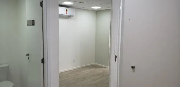 Sala Comercial à venda, 40m² no Santo Amaro, São Paulo