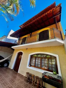 Sobrado com 4 Quartos à venda, 317m² no Jardim Semiramis, Cotia
