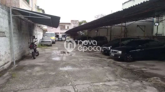 Galpão/Depósito/Armazém com 4 Quartos à venda, 301m² no Piedade, Rio de Janeiro