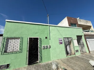 Casa com 4 Quartos à venda, 250m² no Farolândia, Aracaju