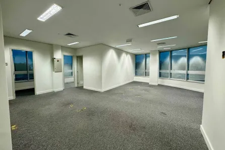 Sala Comercial para alugar, 159m² no Chácara das Pedras, Porto Alegre