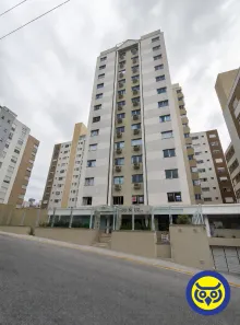 Apartamento com 2 Quartos para alugar, 60m² no Centro, Florianópolis