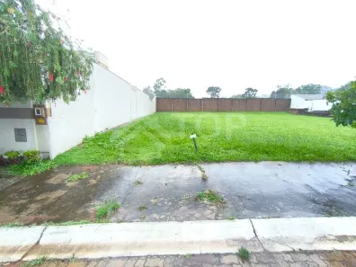 Lote/Terreno à venda, 300m² no Parque Espraiado, São Carlos